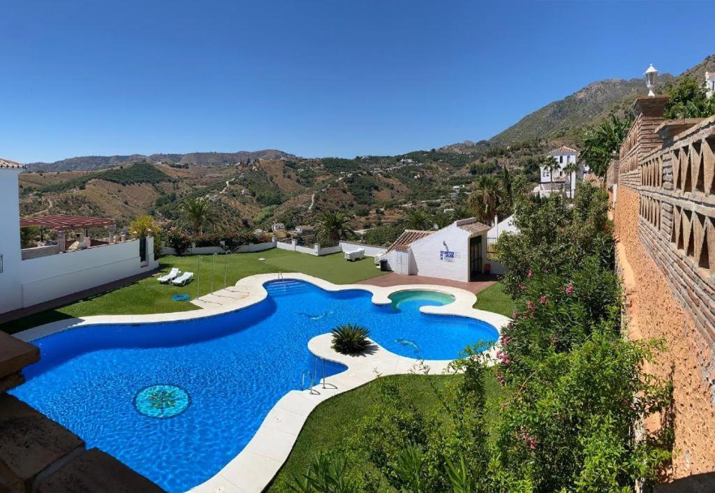 Lovely 2 Bedroom Apartment With Sea View, Frigiliana Kültér fotó
